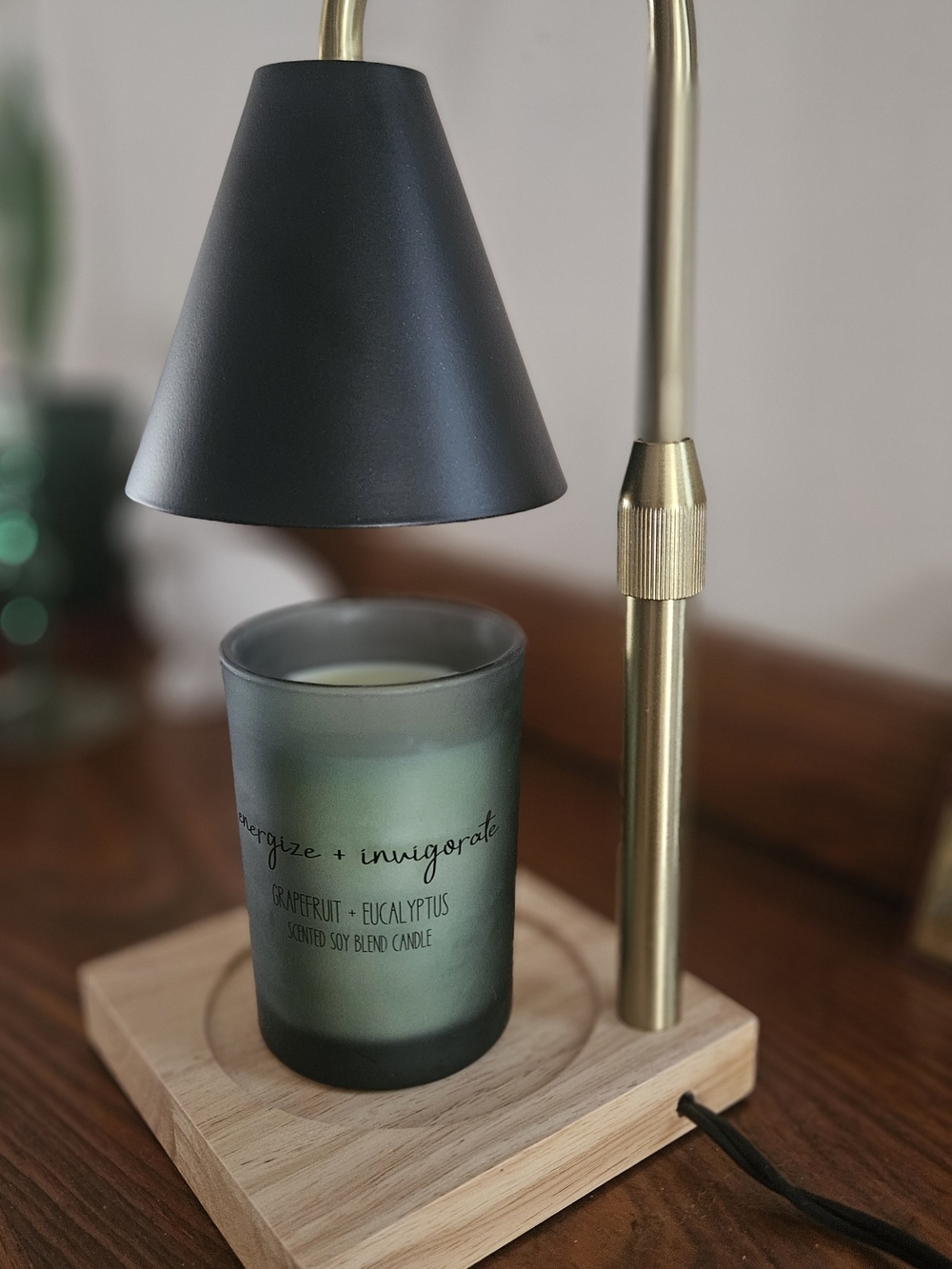 Black & Brass Candle Warmer Lamp.